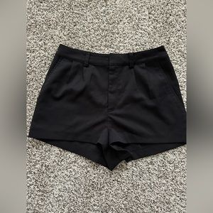 Divided, H&M. Women’s short size 4.